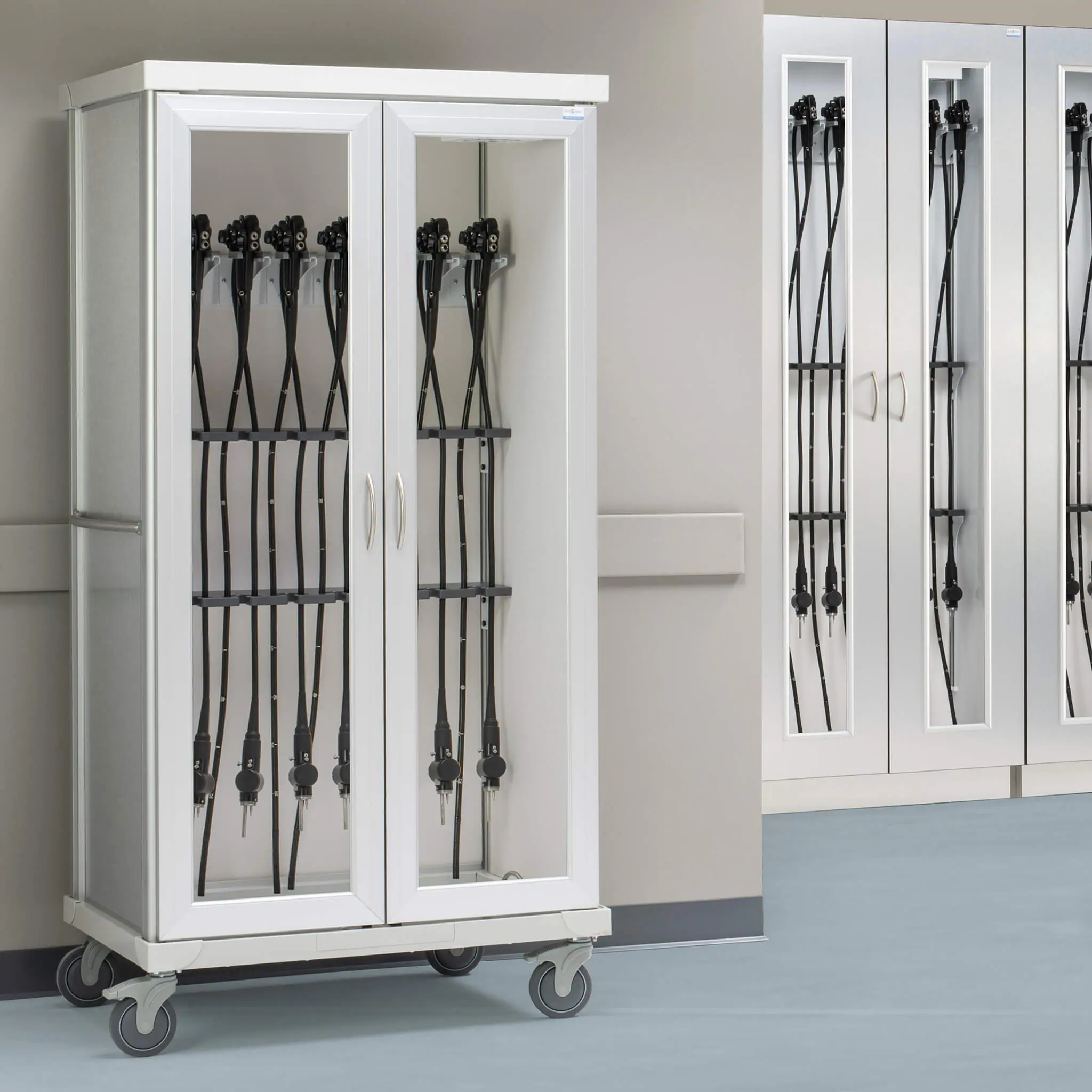 roam-specialty-medical-supply-carts-s